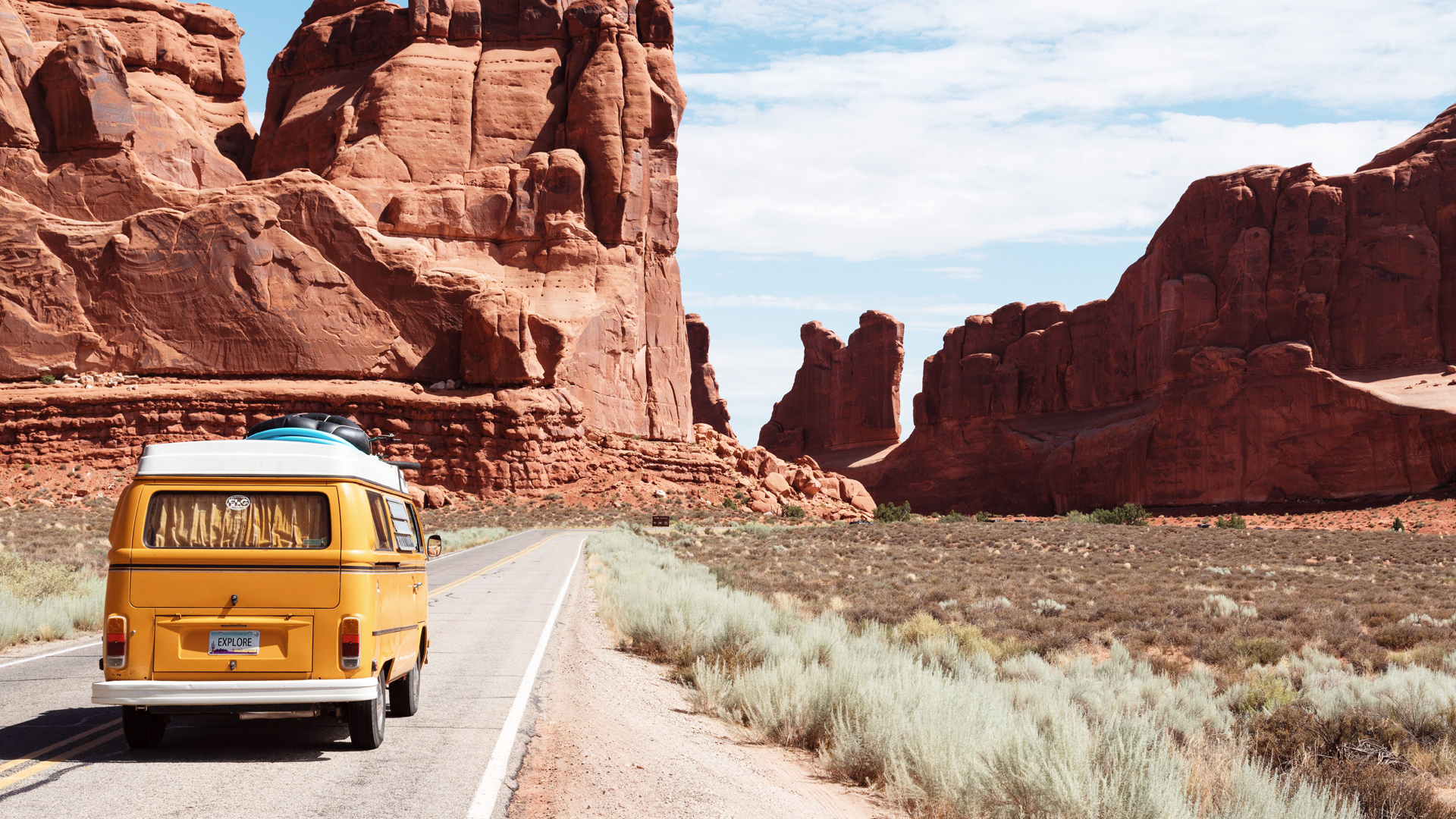 A Cemetery Road Trip to Pay Tribute to Modern American Heroes